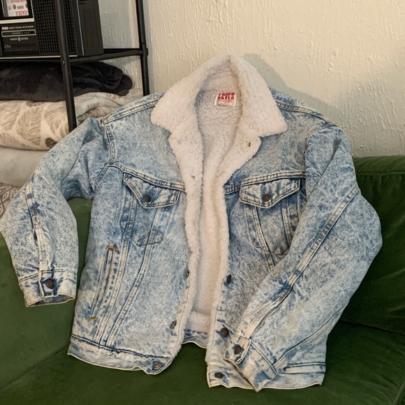 Vintage Levi’s Sherpa jacket - Picture 2 of 2